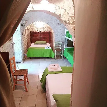 Il Trullo Di Montevecchio * Ceglie Messapica