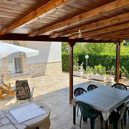 Il Trullo Di Montevecchio * Ceglie Messapica